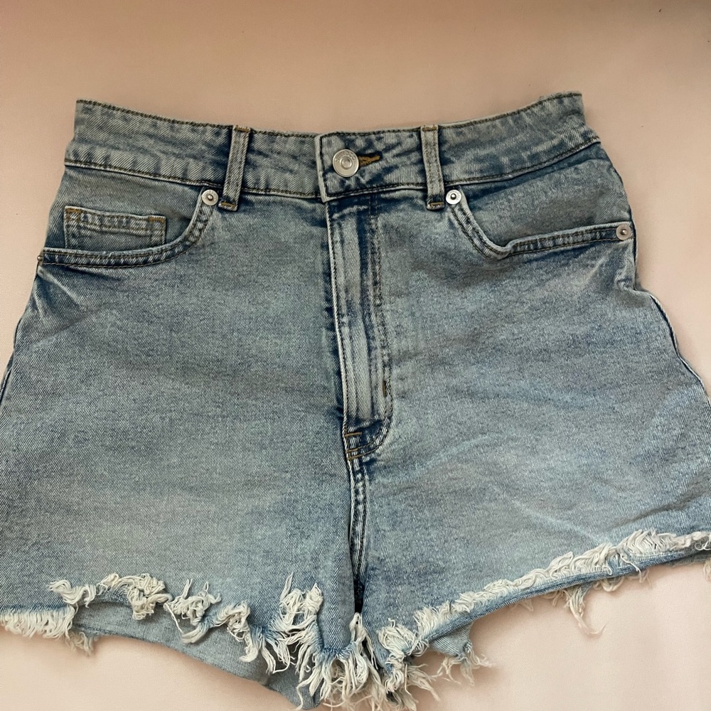 Divided (H&M), size 4, jeans short